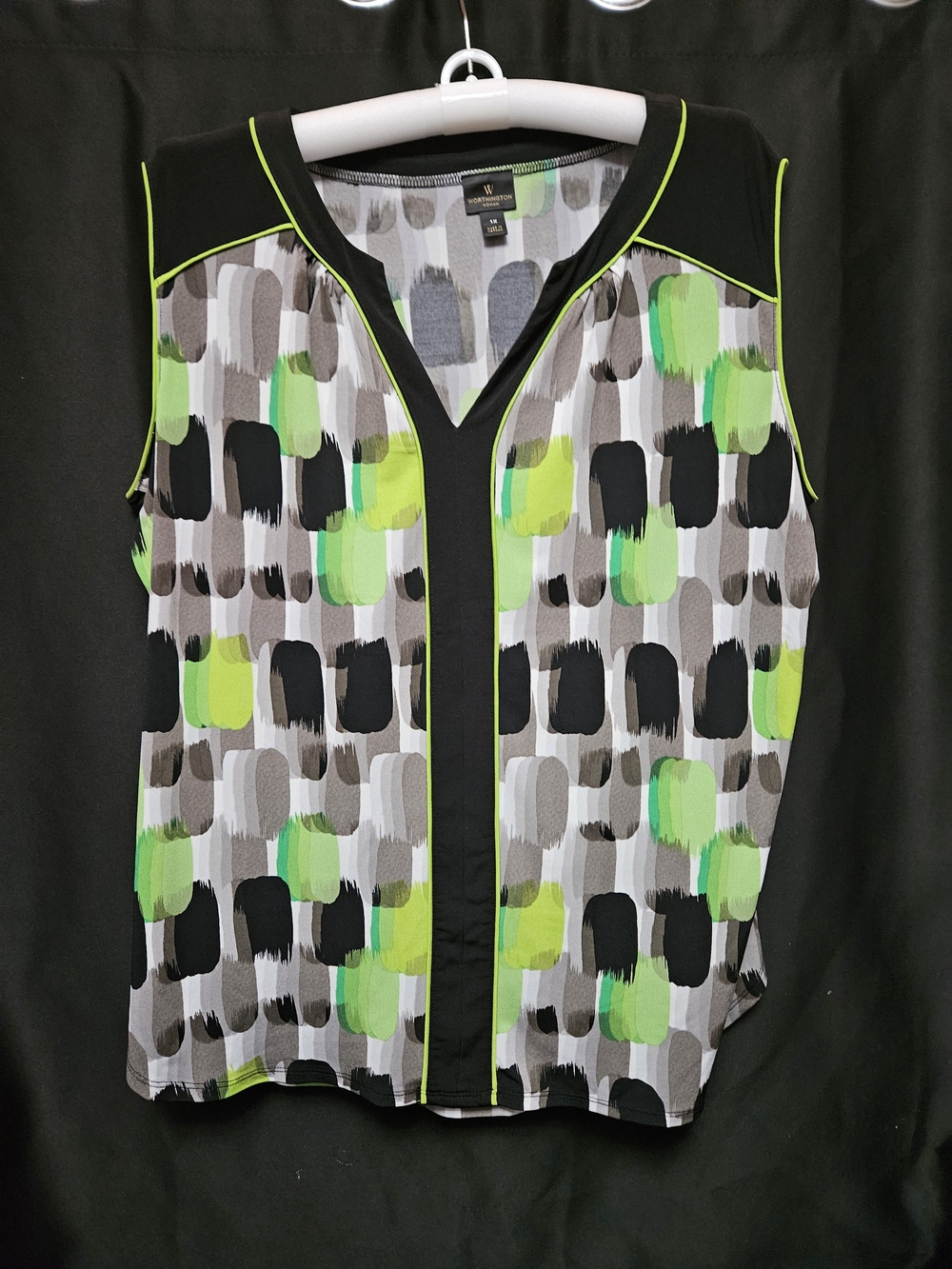 Worthington Sleeveless V-Neck Camisole in Black, Lime & Gray Brushstroke Print